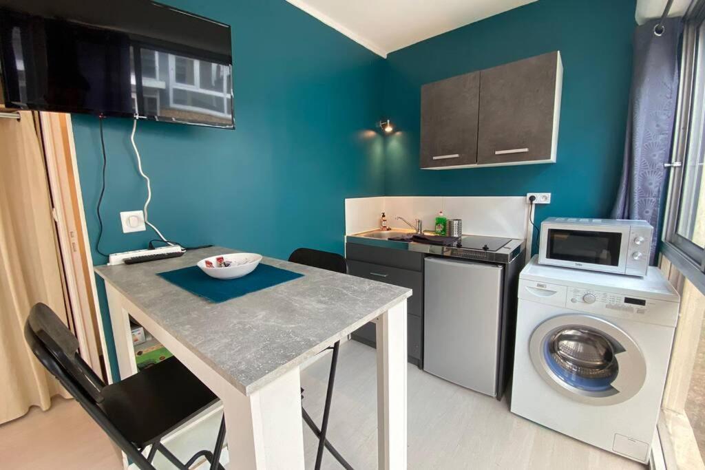 Studio & Parking Prive Centre Orleans Tram Au Pied Apartment Luaran gambar