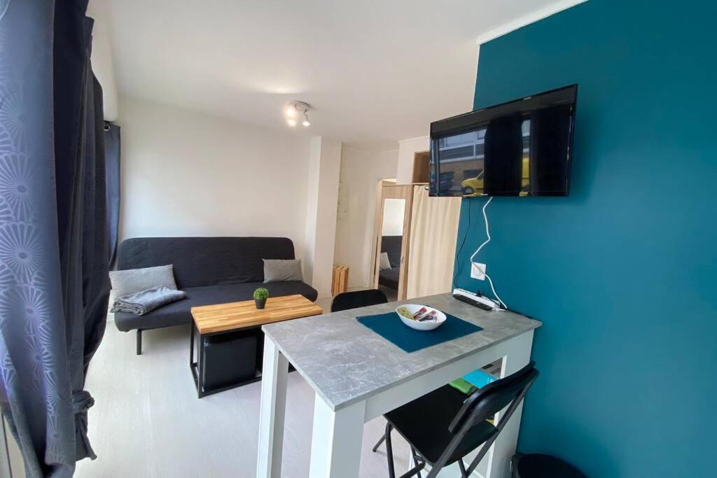 Studio & Parking Prive Centre Orleans Tram Au Pied Apartment Luaran gambar